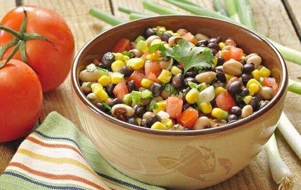 Dietary vegetable salad can be included in the menu when you lose weight with proper nutrition